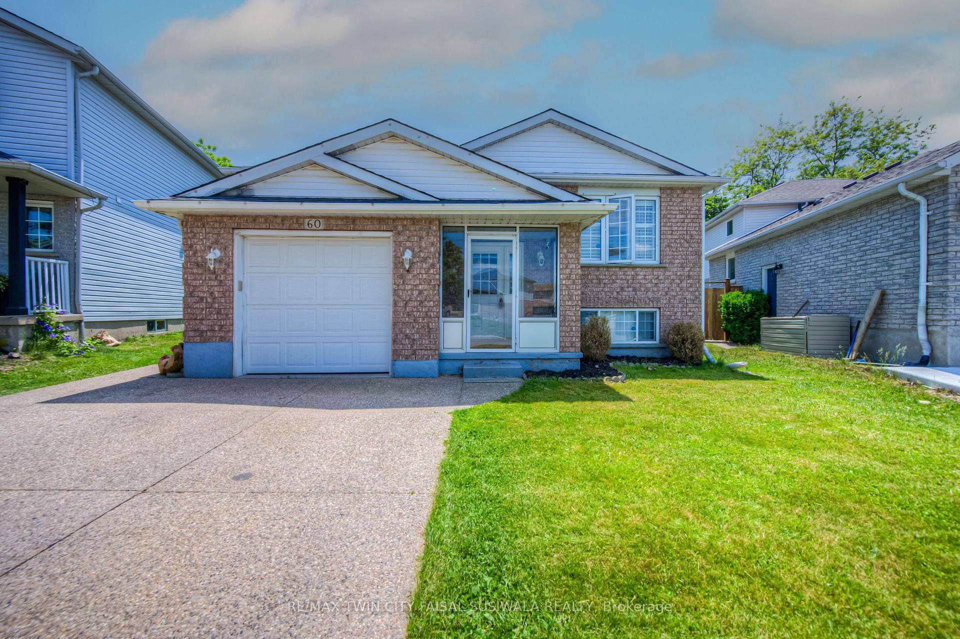 RAISED BUNGALOW WITH BACKYARD BLISS amp ; IN LAW POTENTIAL !