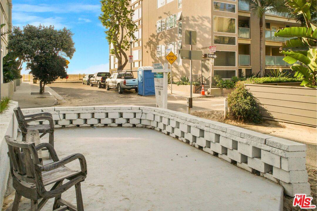 14 Mast St 1.0 Marina Del Rey LA