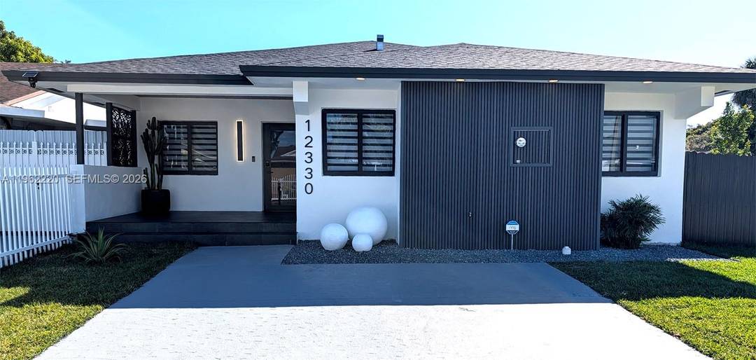 Completely Rebuilt Home to 2026 Construction Codes FEMA Compliant.