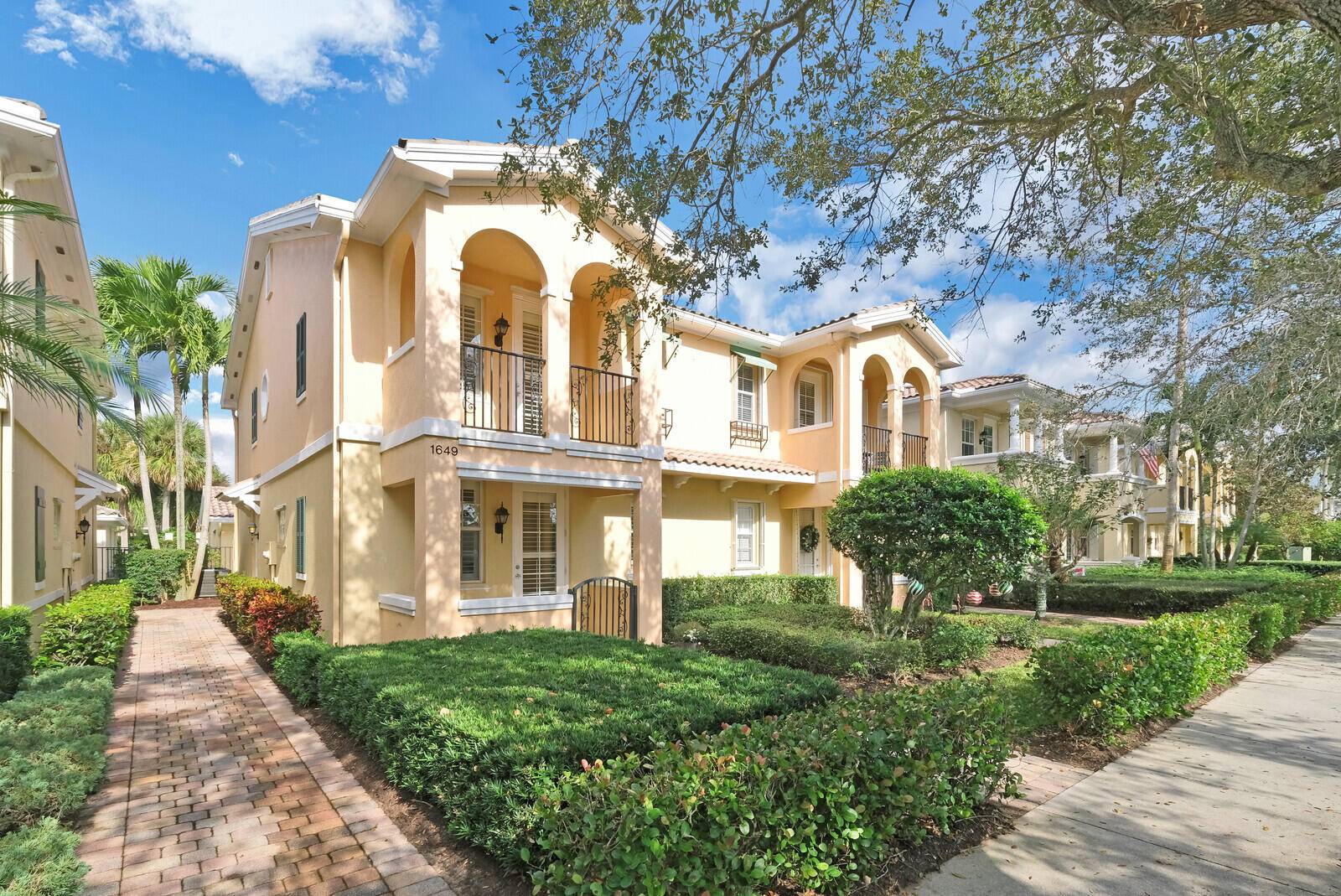 This charming 3 bed, 3 bath townhome offers 1, 830 sq.