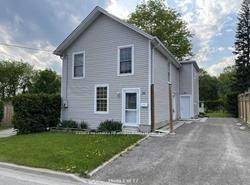 Welcome to this cozy 1 bedroom upper floor rental in the scenic Lakeview community of Oshawa.