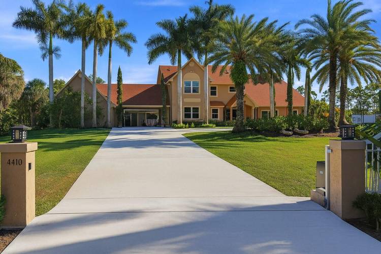 Custom built 5BR 4. 5BA home on 1.