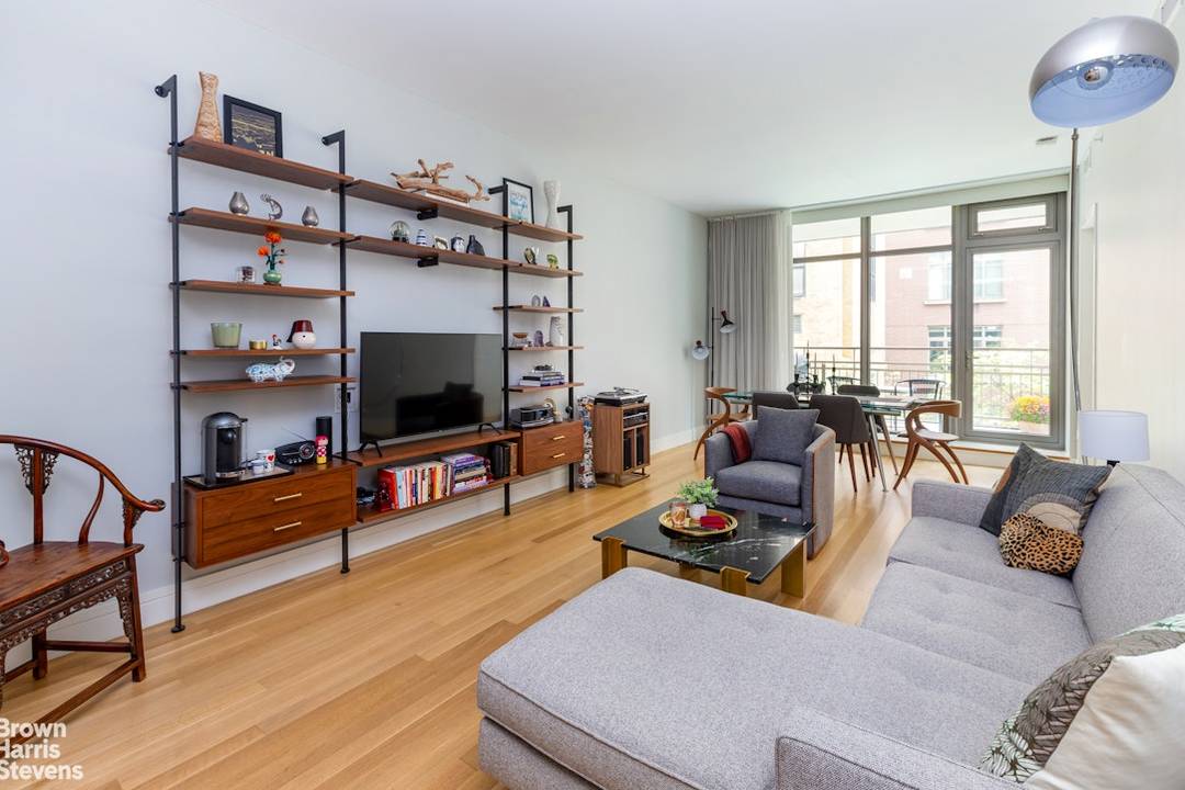 Spacious Chelsea One Bedroom Condominium with Home Office amp ; Private Balcony This approximately 980 square foot condominium offers a rare combination of generous proportions and sophisticated design.
