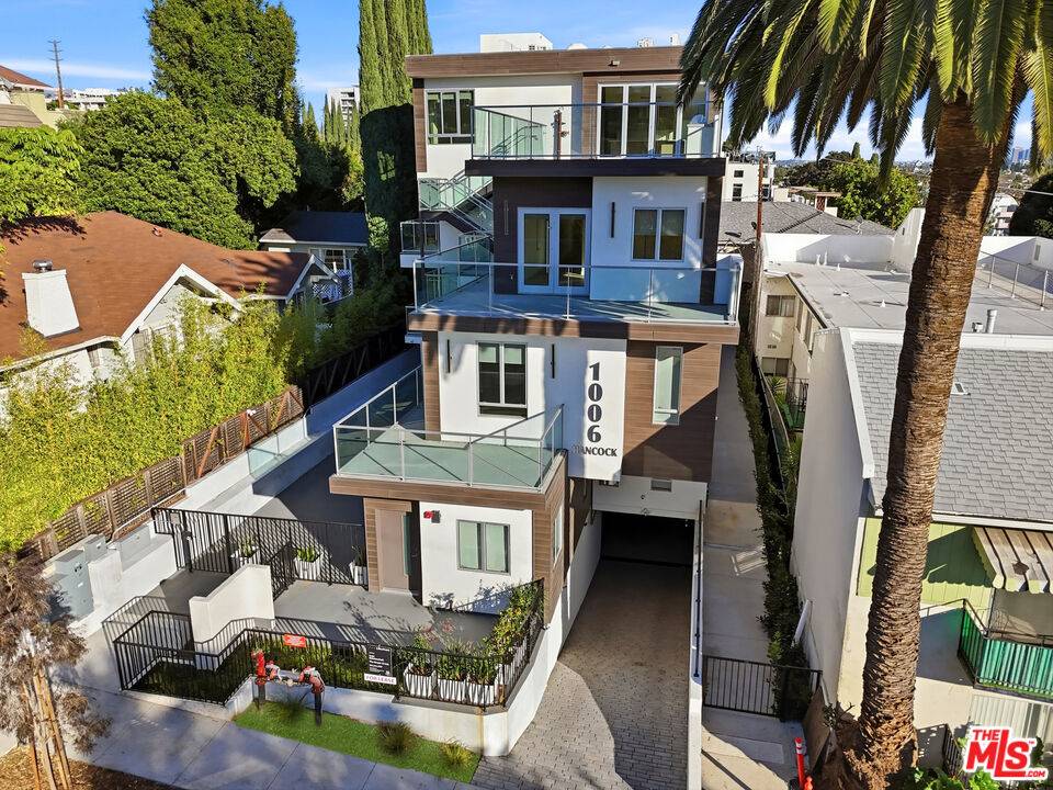 1006   Hancock Ave 2BR Sunset Strip La