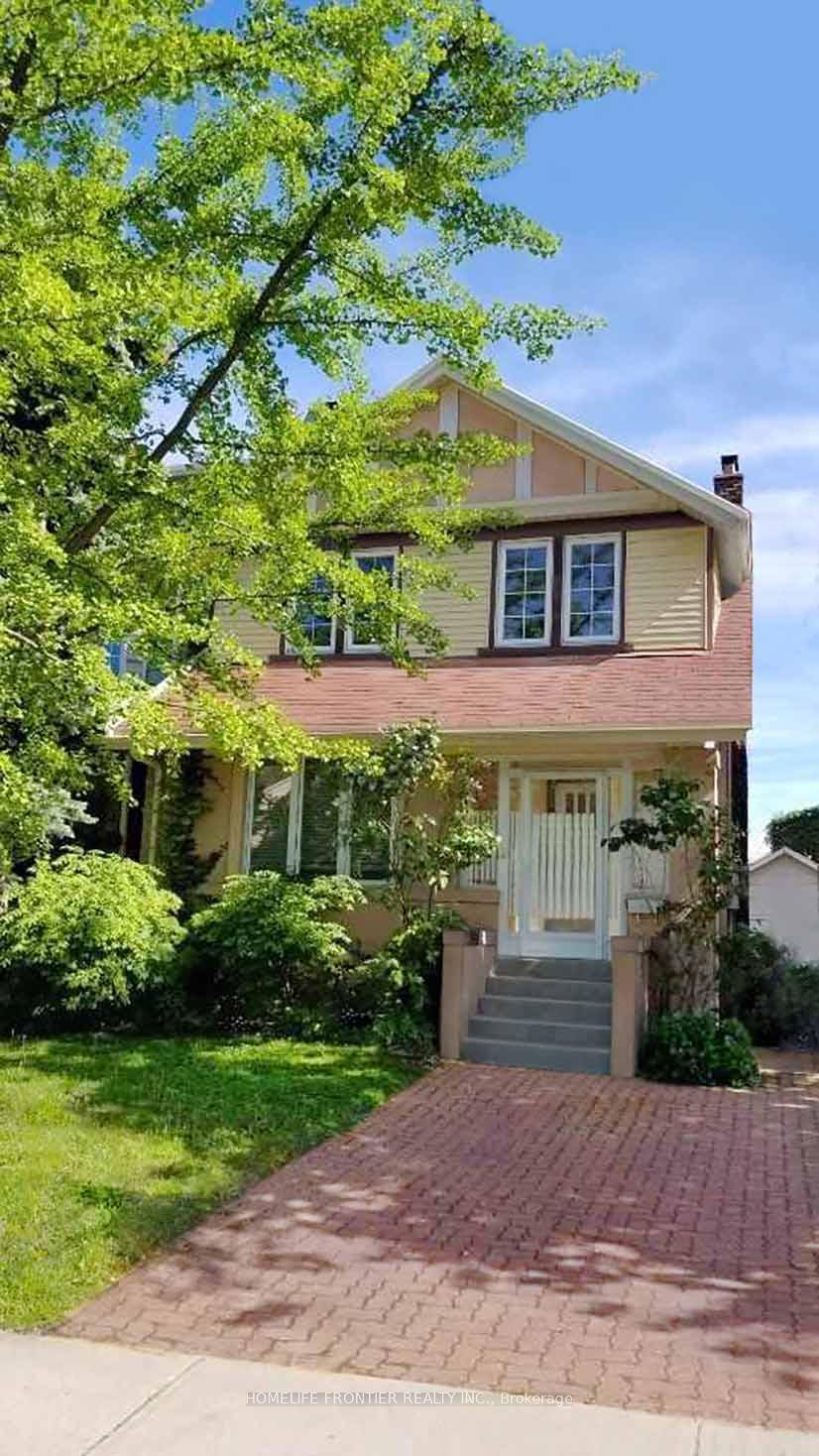 Bright, character filled upper on picture perfect Keewatinwalk to Sherwood Park, Mt Pleasant amp ; Yonge.