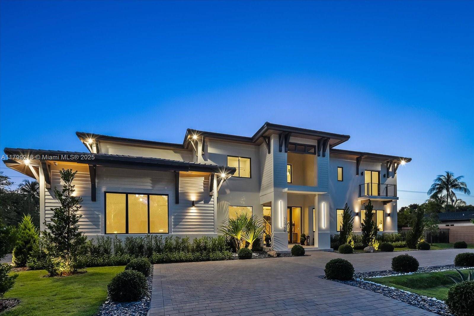 Discover unbeatable value with Pinecrest's lowest priced new construction home, offering modern luxury amp ; exceptional quality at an incredible price Meticulously landscaped corner lot Elegant foyer leading to an ...