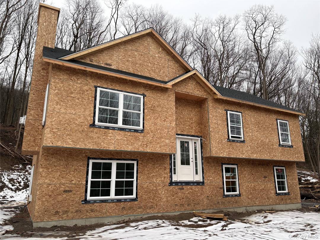 Beautiful New Construction raised ranch bi Level Home located on a nearly 2 acre lot in the quaint Town of Deerpark Orange County.