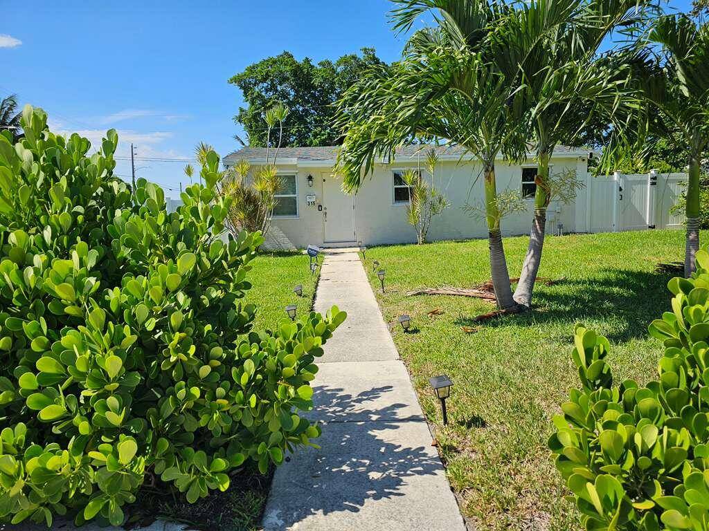 315 W 10th Boulevard Single Family Palm Beach