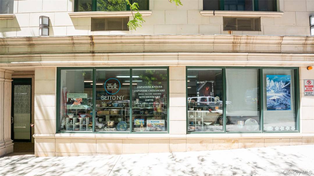 Available for lease is a 1, 043 square foot ground floor retail space located at 41 26 27th Street, Long Island City, NY 11101.