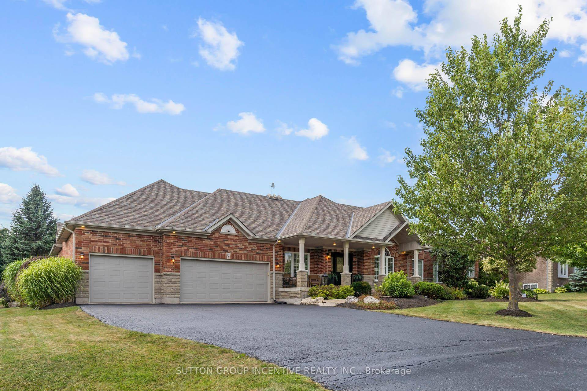 Rarely offered updated executive bungalow on a 1 acre estate lot towards the end of a quiet cul de sac in prime Mono location Backyard resort like oasis features heated ...