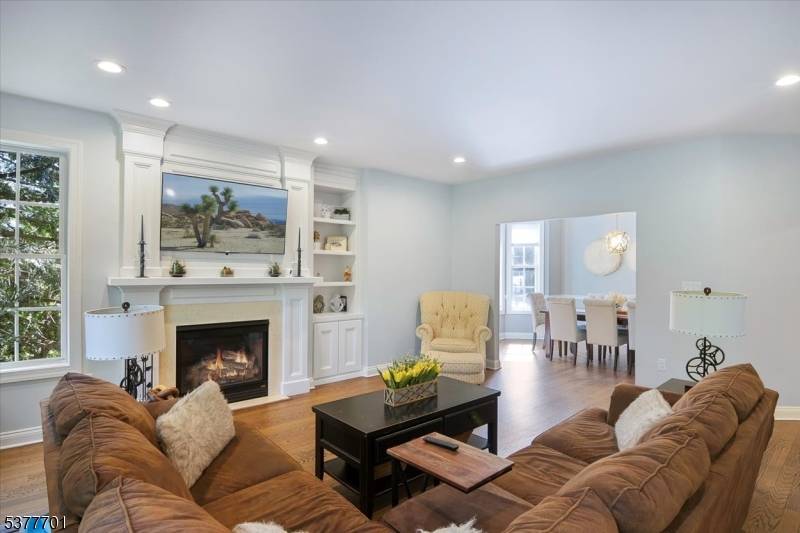 Spacious End Unit Townhome in Prime Denville Location with Resort Style Amenities !