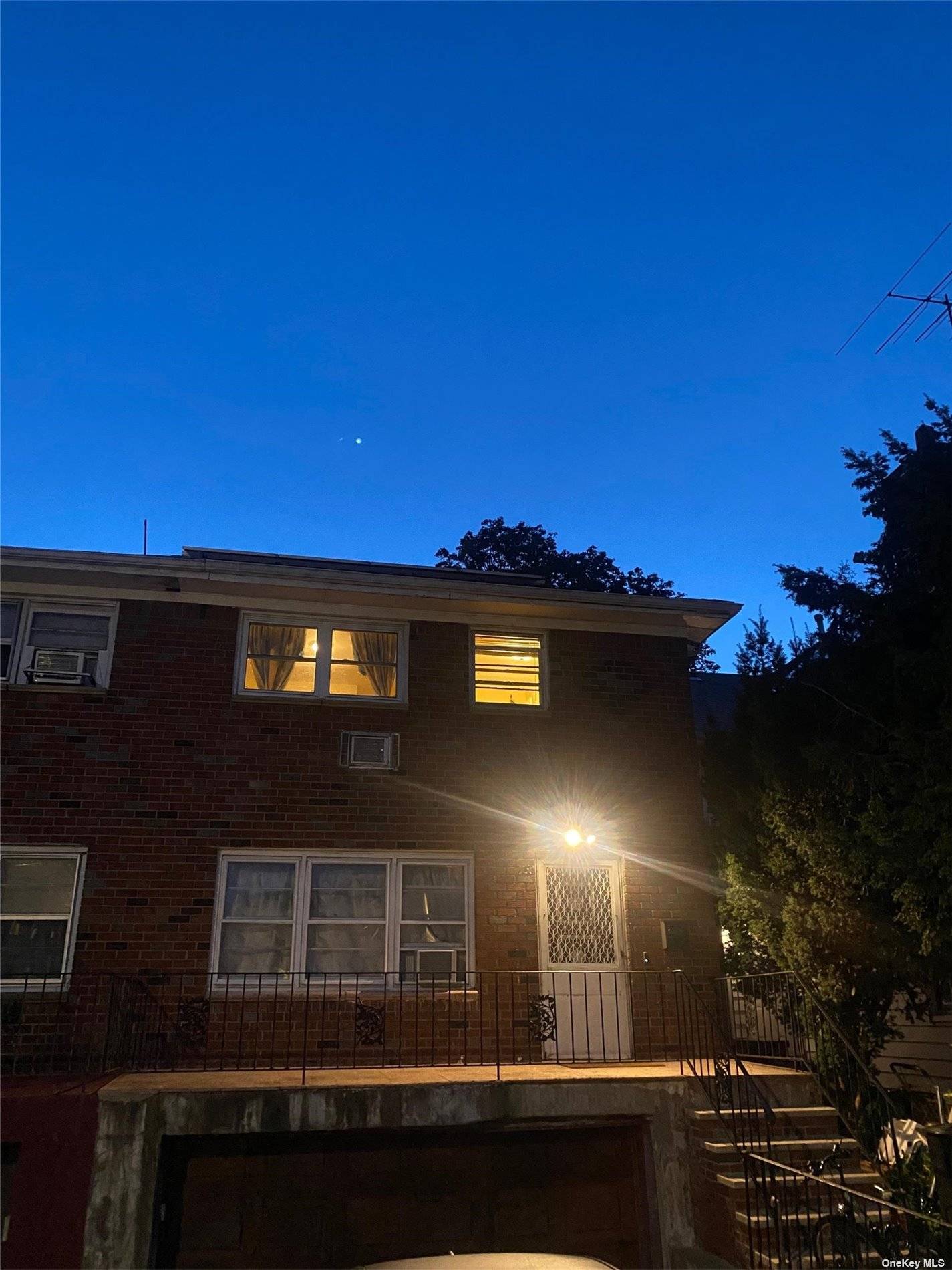 Welcome to this well maintained and New vacant three bedroom apartment for rent.