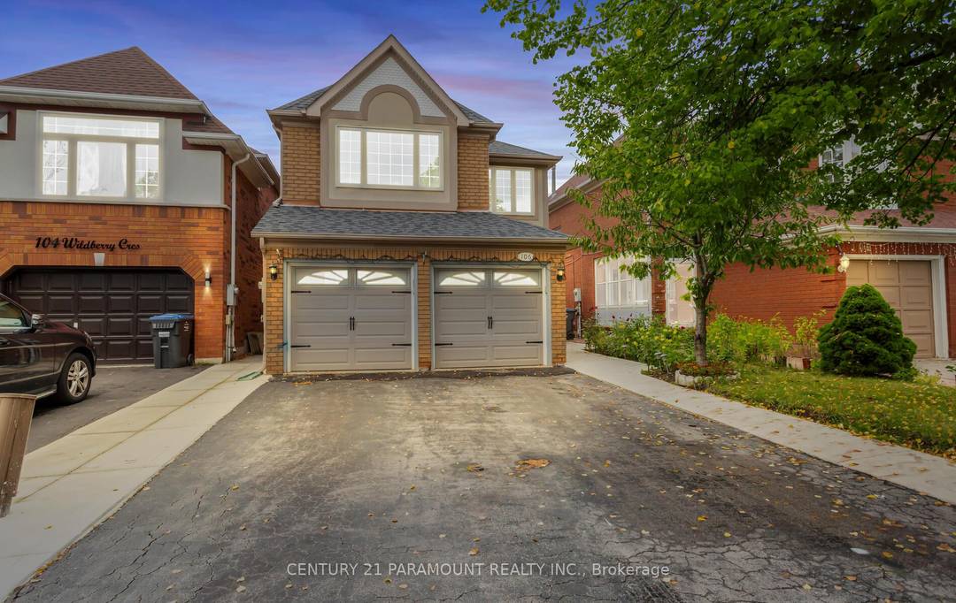 Welcome to 4 bed 4 bath home in the highly sought after Sandringham Wellington area.