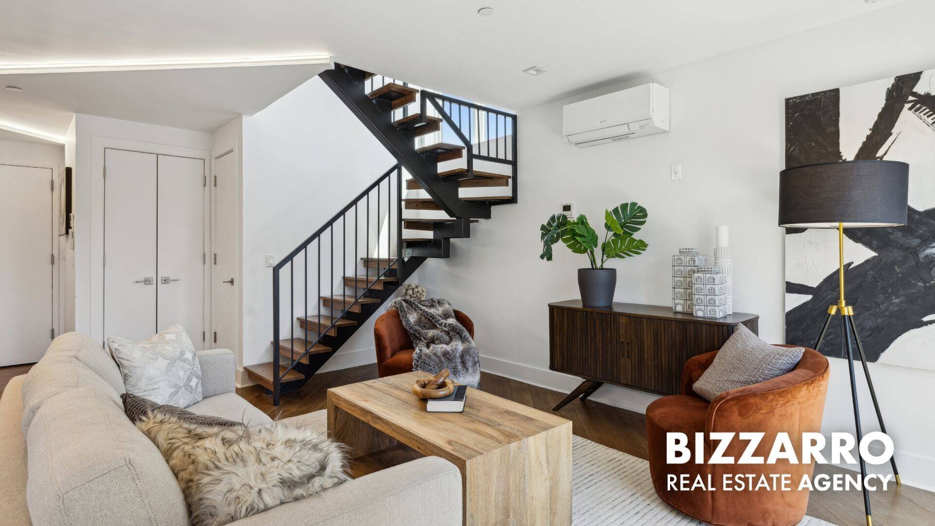 Chic Duplex Style in the Heights !