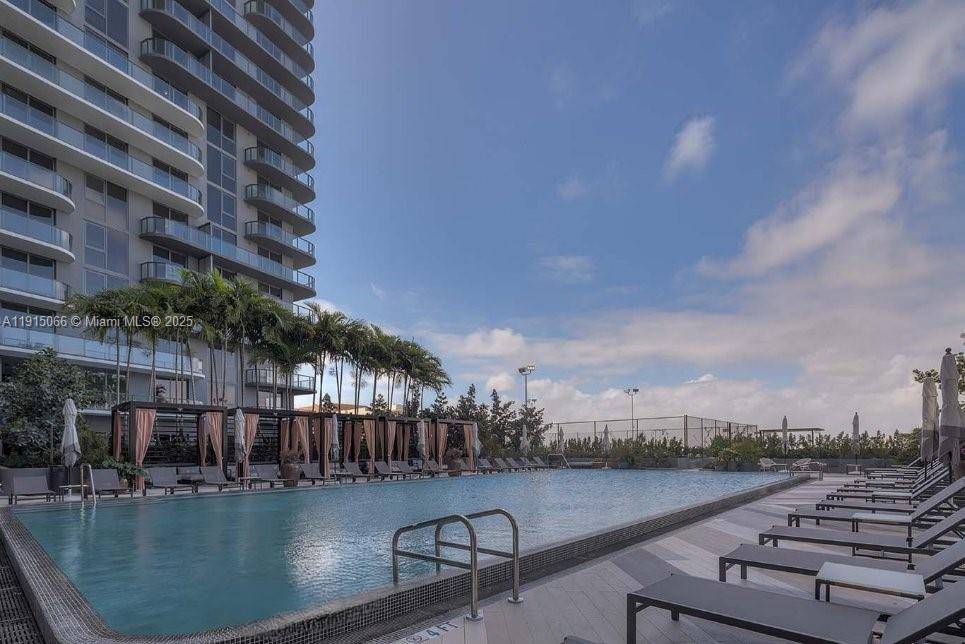 Amazing unobstructed sunset amp ; City views from the 28th Floor at HYDE Midtown, floor to ceiling Impact windows sliding doors amp ; balcony, Spacious Luxurious Contemporary Style 1 bed, ...