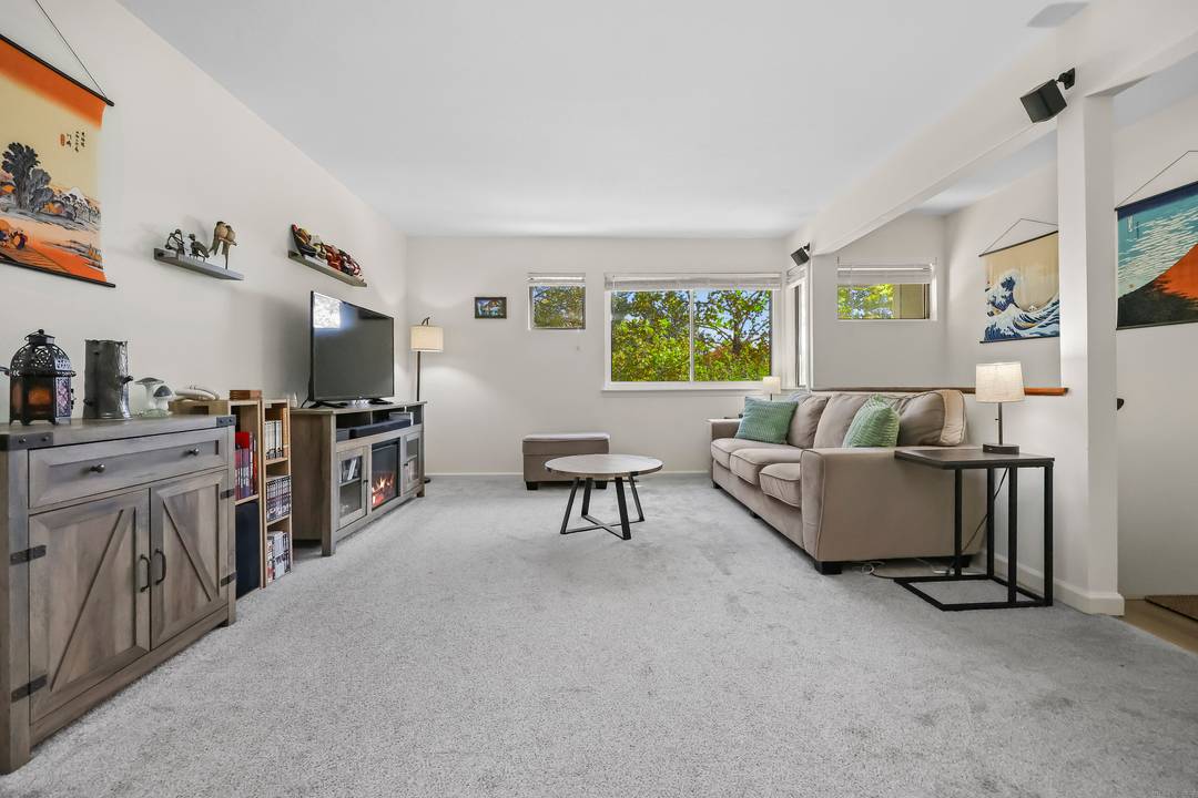 Three level Norwalk townhouse 3 beds 11 2 baths open concept living dining with sliders to private deck attached oversized one car garage updated kitchen pet friendly community with pool, ...