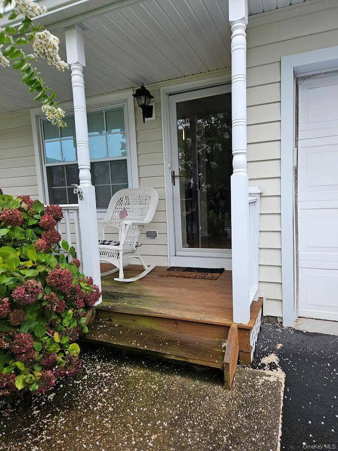 Park Row 2 bedroom, 1. 5 bath Townhouse with living room, dining room, eat in kitchen, full finished basement with laundry area, garage with walk in closet, natural gas heating, ...