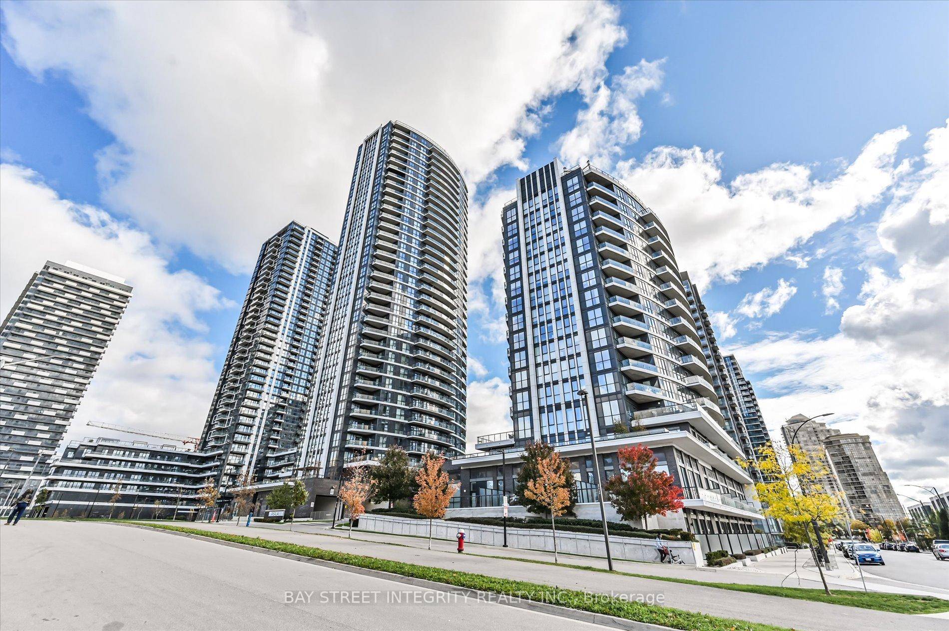 Welcome To 35 Watergarden Drive, Unit 2719, An Elegant 1 Bedroom, 1 Bathroom Condo Offering Modern Comfort And Sophisticated City Living In The Heart Of Mississauga.