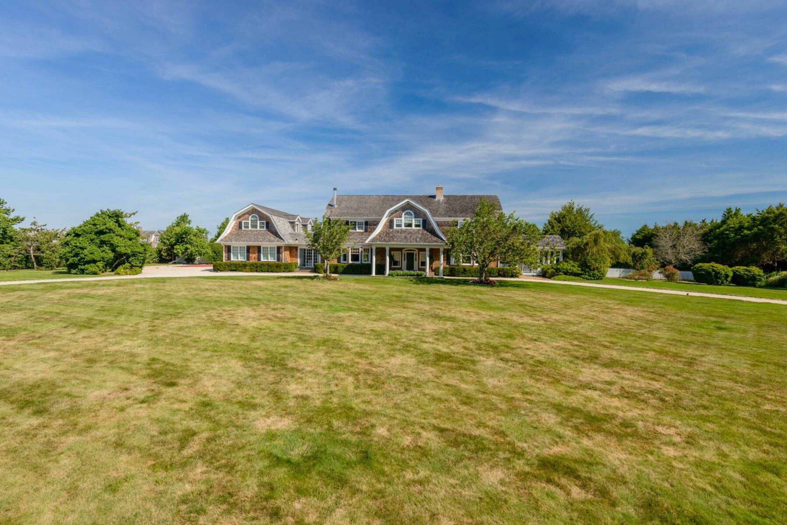 Gated Estate section With Ocean Access