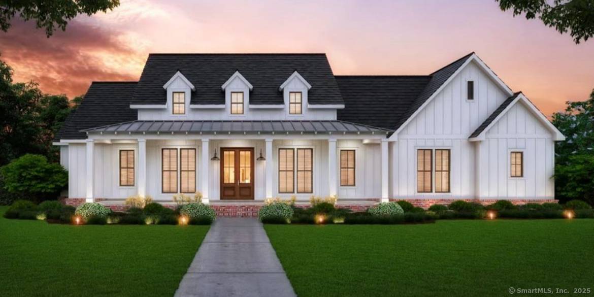 Your Dream Home Awaits in the Heart of Avon, CT !