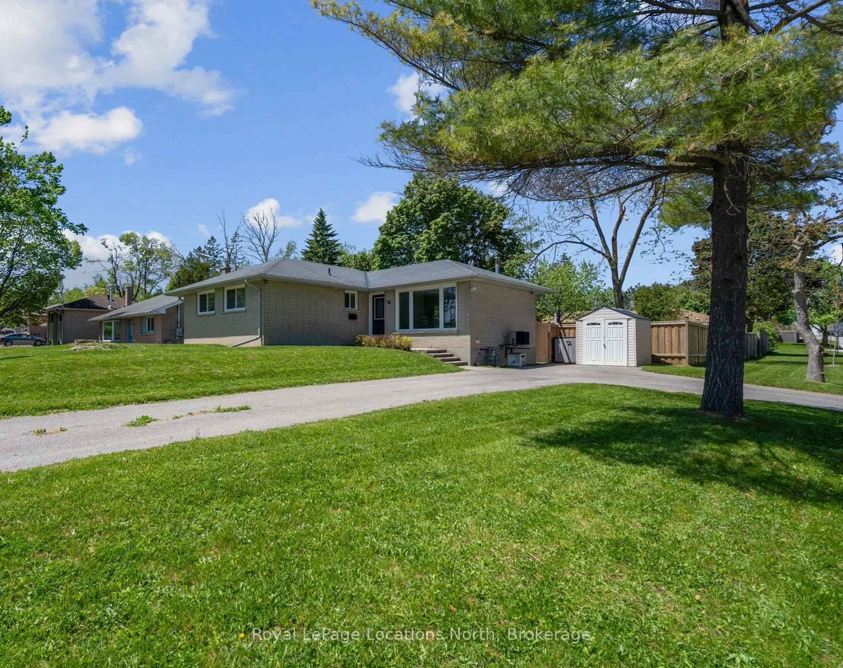 88 Rose St. R2 zoning with lower level income potential !