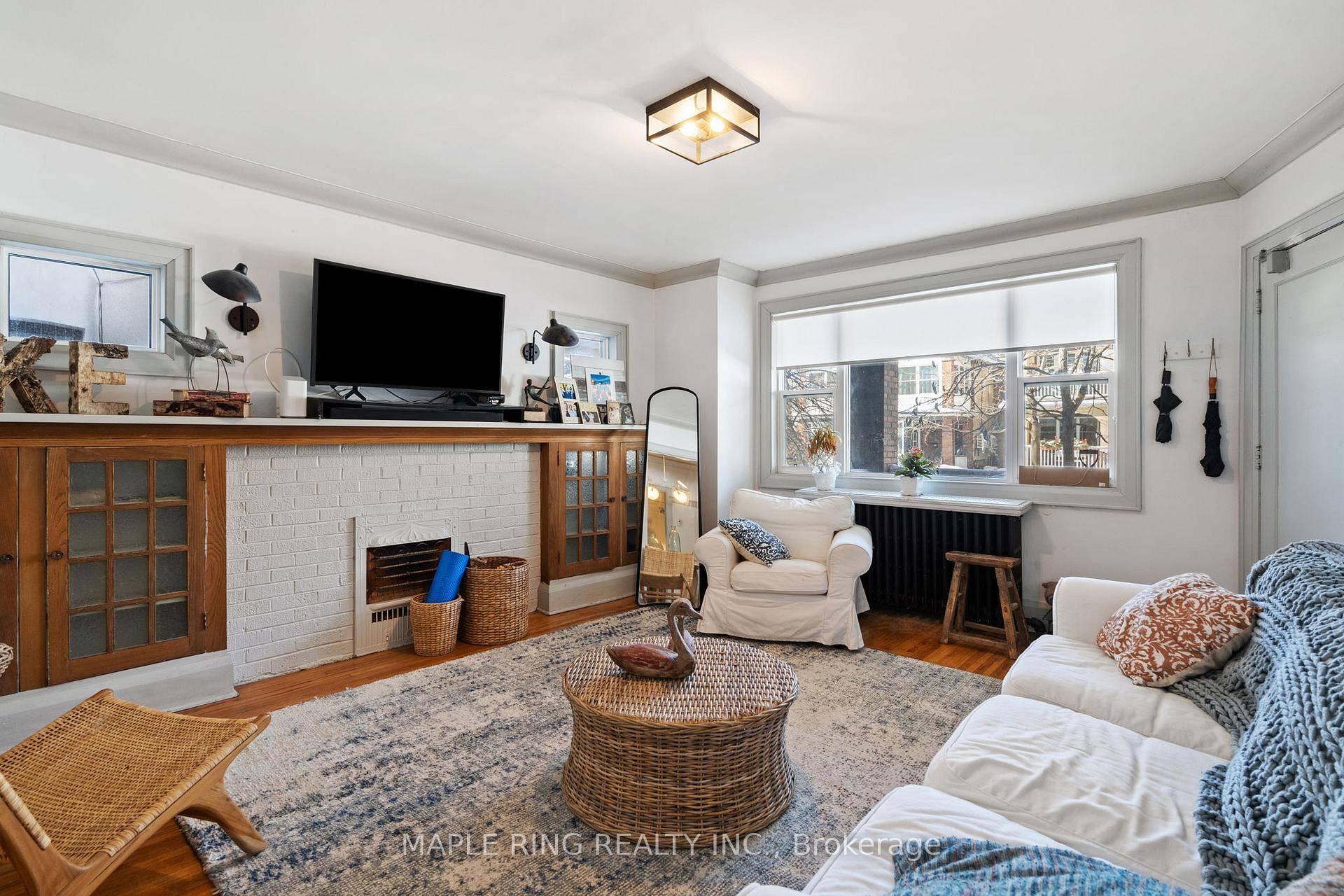 This incredible main floor unit has been fully renovated with modern finishes and attention to detail.
