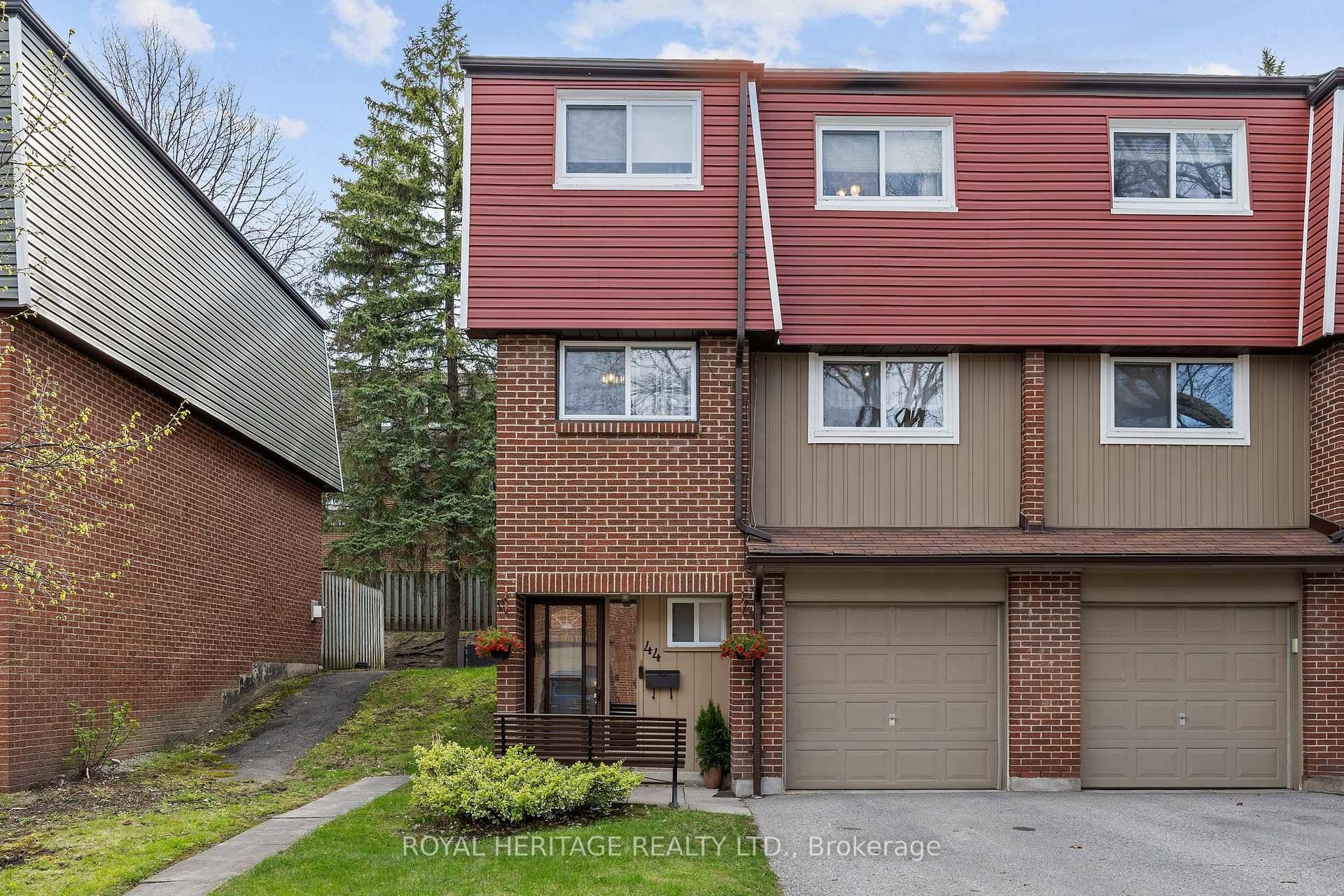 Spectacular End Unit 3 bedroom Condo Townhouse, Modern, Stylish, and Affordable.