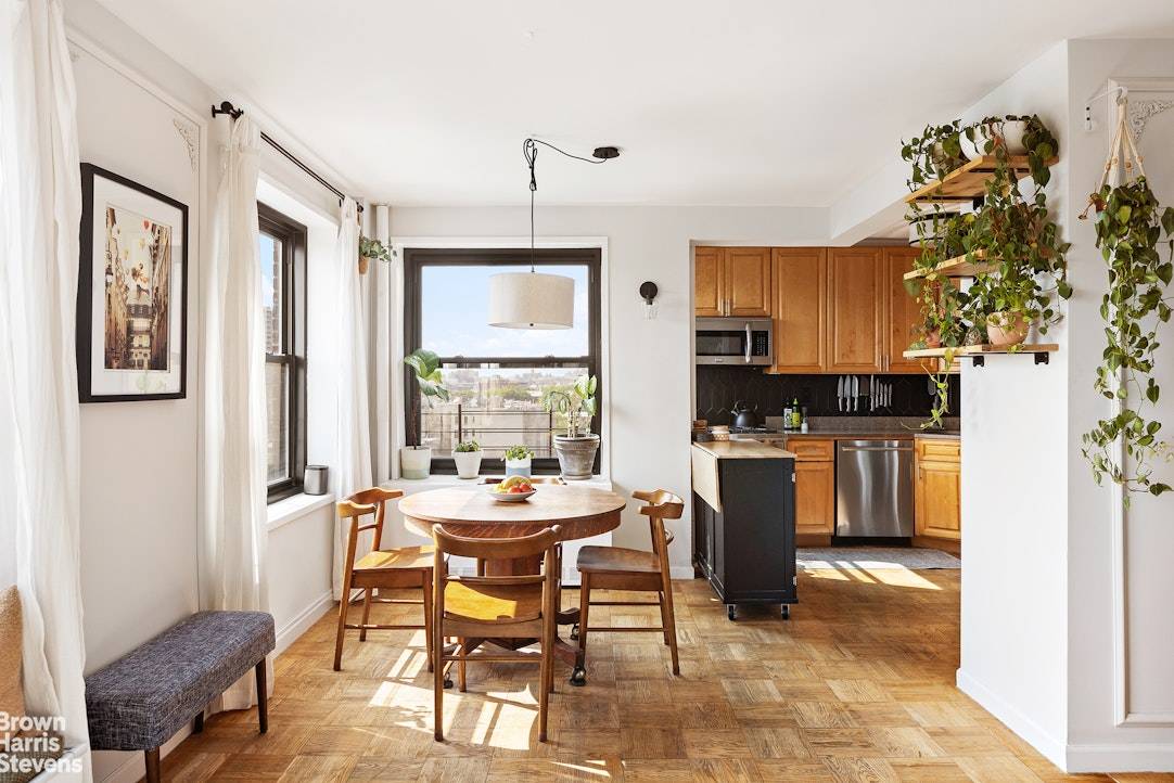 Perched on the 11th floor, this eastern facing and sun drenched two bedroom apartment offers sweeping unobstructed views and abundant natural light in every room.