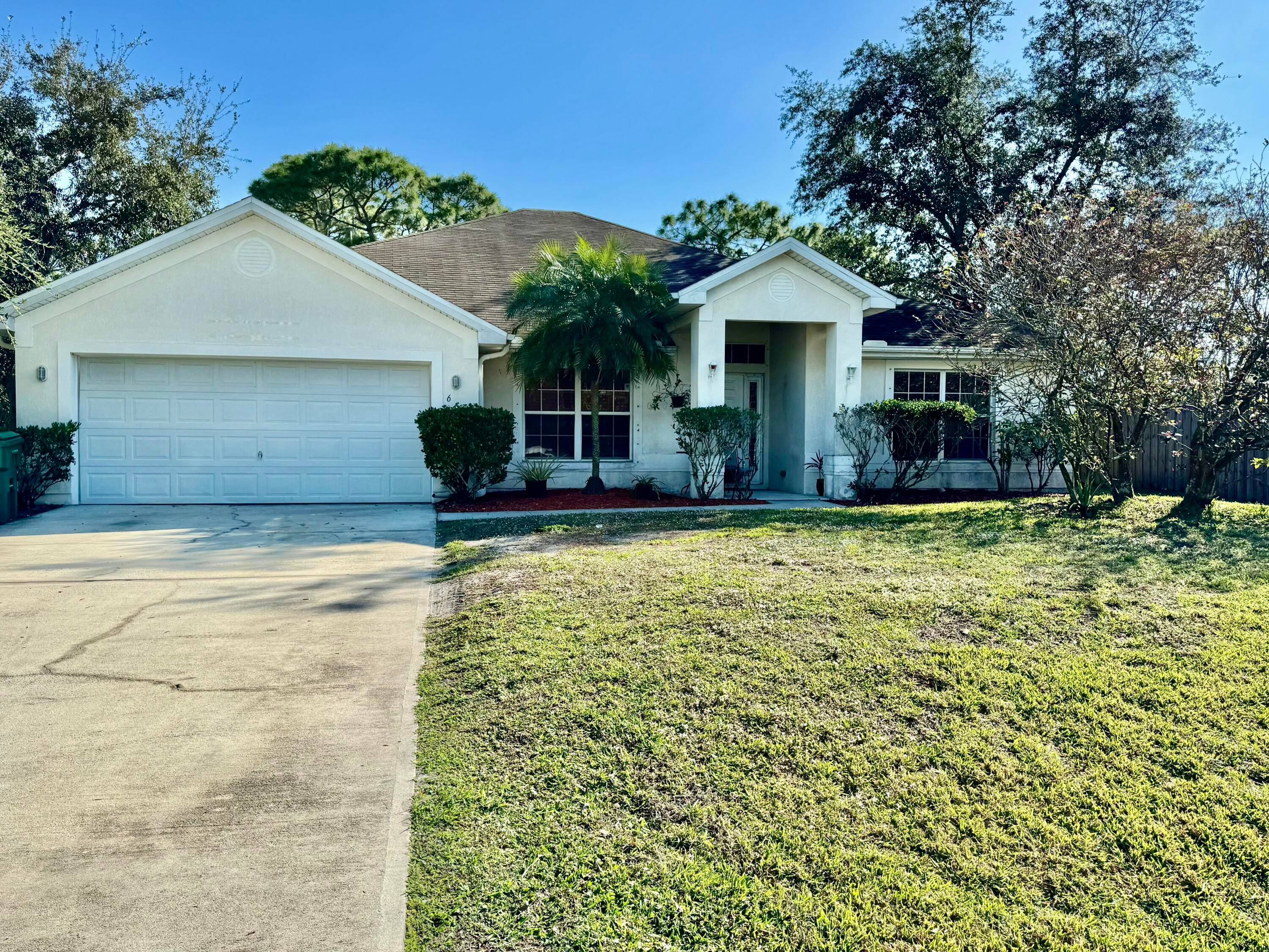 PRICE REDUCE ! Don't miss this incredible opportunity to own an almost 2, 500 sq.