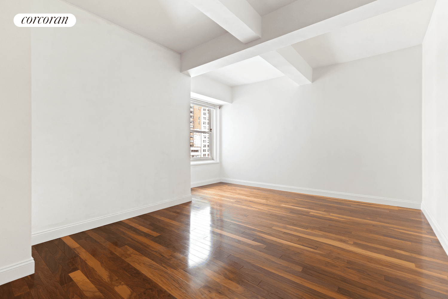 Welcome to Residence 925 at the iconic 88 Greenwich Club Residences a stunning east facing studio offering luxury finishes, a generous layout, and timeless charm in the heart of the ...