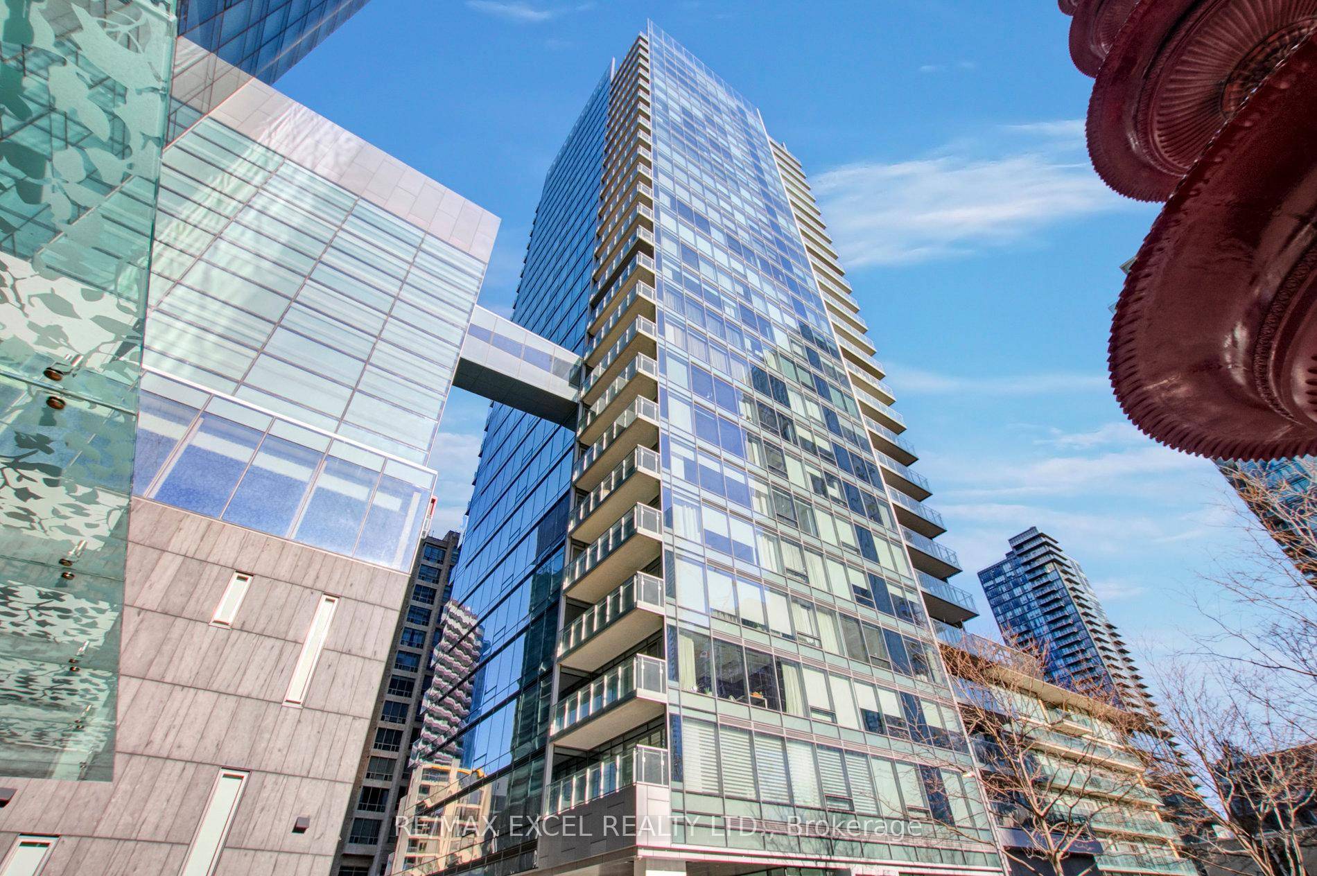 Live In Luxury ! Fabulous Two Bedroom Two Bath Suite At The Four Seasons Private Residences In The Heart Of Yorkville !