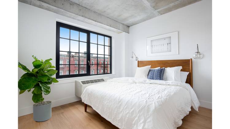 Bright and spacious 2 bedroom 2 bathroom with the industrial chic oversized windows, open island kitchen, great closet space, and an in unit Bosch, washer amp ; dryer.