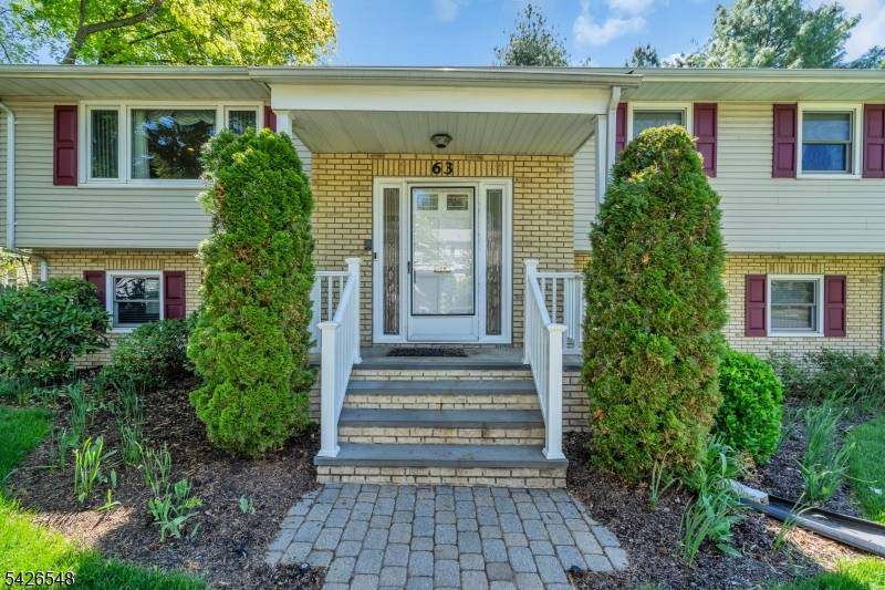 Welcome Home ! This well maintained and spacious 4 bedroom home situated on a desirable quiet street in Springfield is a Dream !