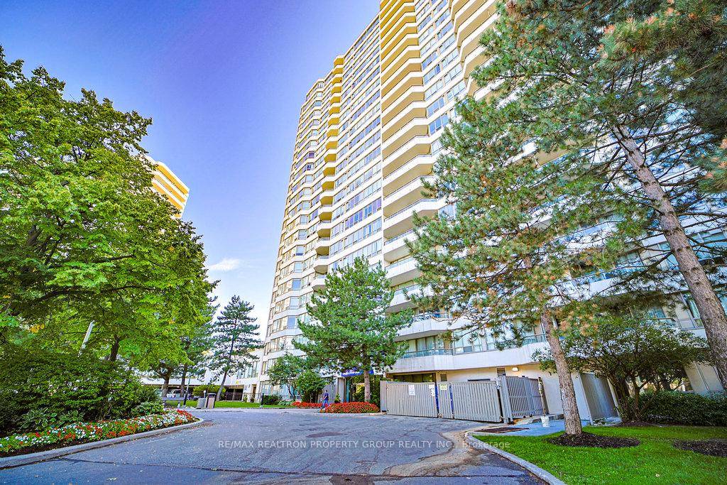 Rarely Available is a modified Three Bedroom Tridel Corner Unit with Panoramic Views in Scarborough !