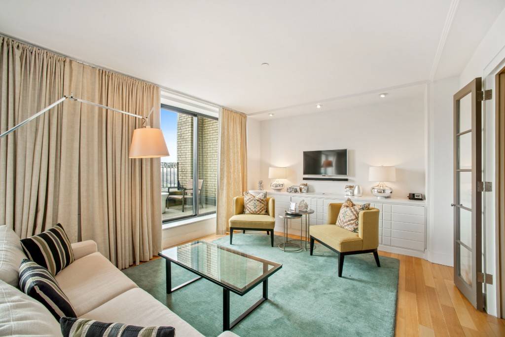 Live at the Iconic Essex House located on world renowned Central Park South, a luxury Art Deco hotel managed by JW Marriott brand.