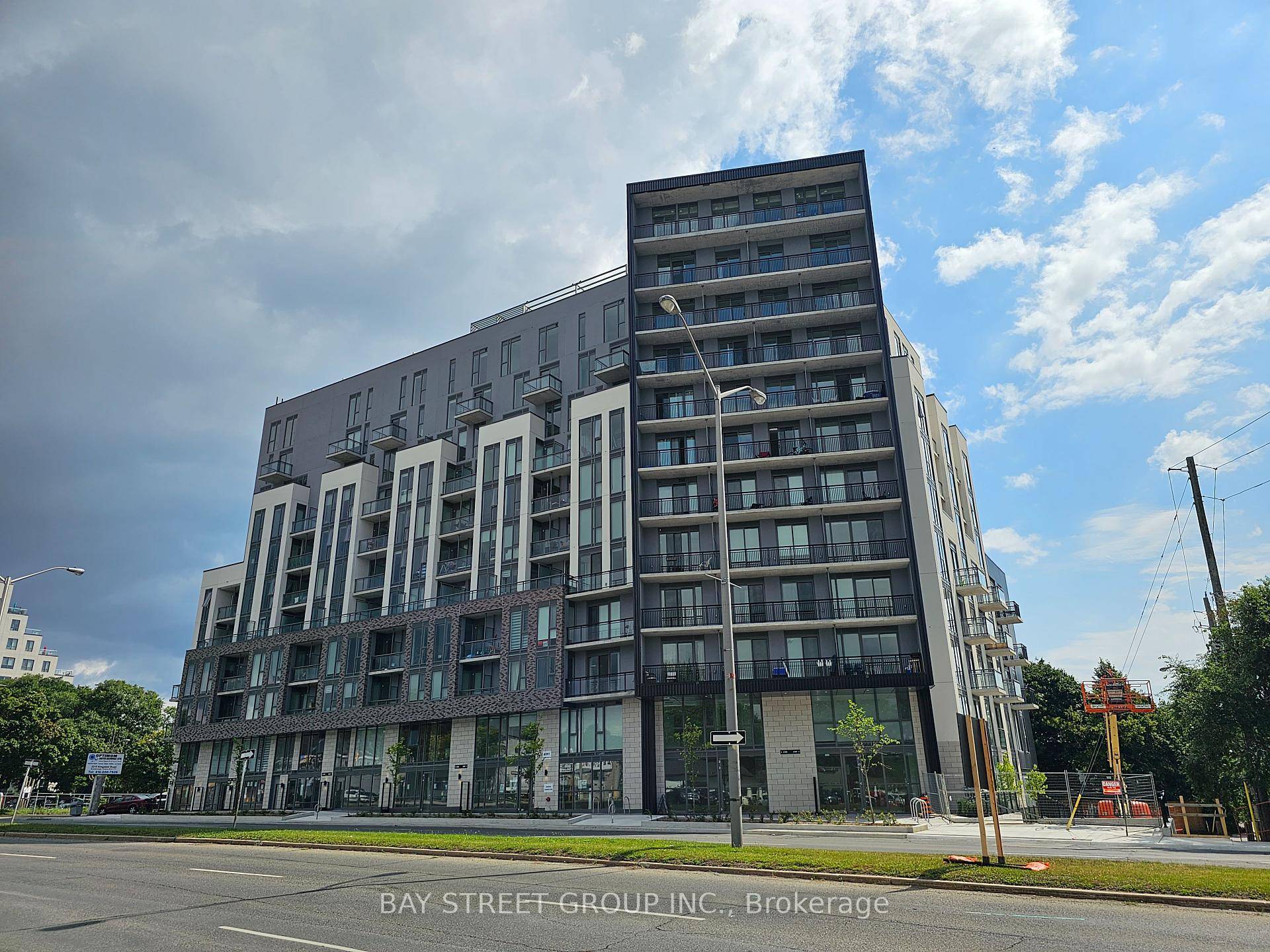 Stunning Two bedroom, Two bathroom Condos With Modern Designs And Unbeatable Amenities In East Toronto !