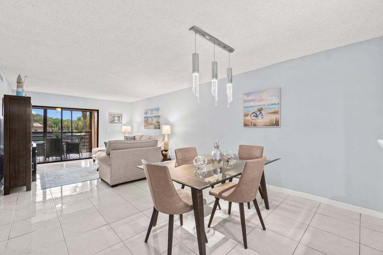 COME LIVE THE FABULOUS ACTIVE BANYAN SPRINGS RESORT LIFESTYLE W NO CLUB DUES !