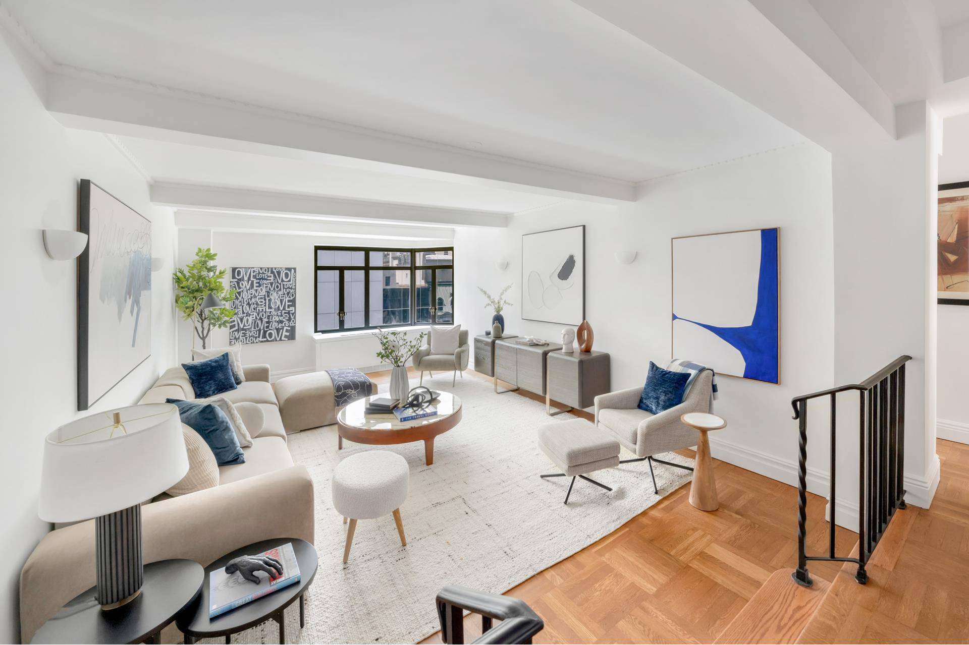 Live the life of a New York City icon.