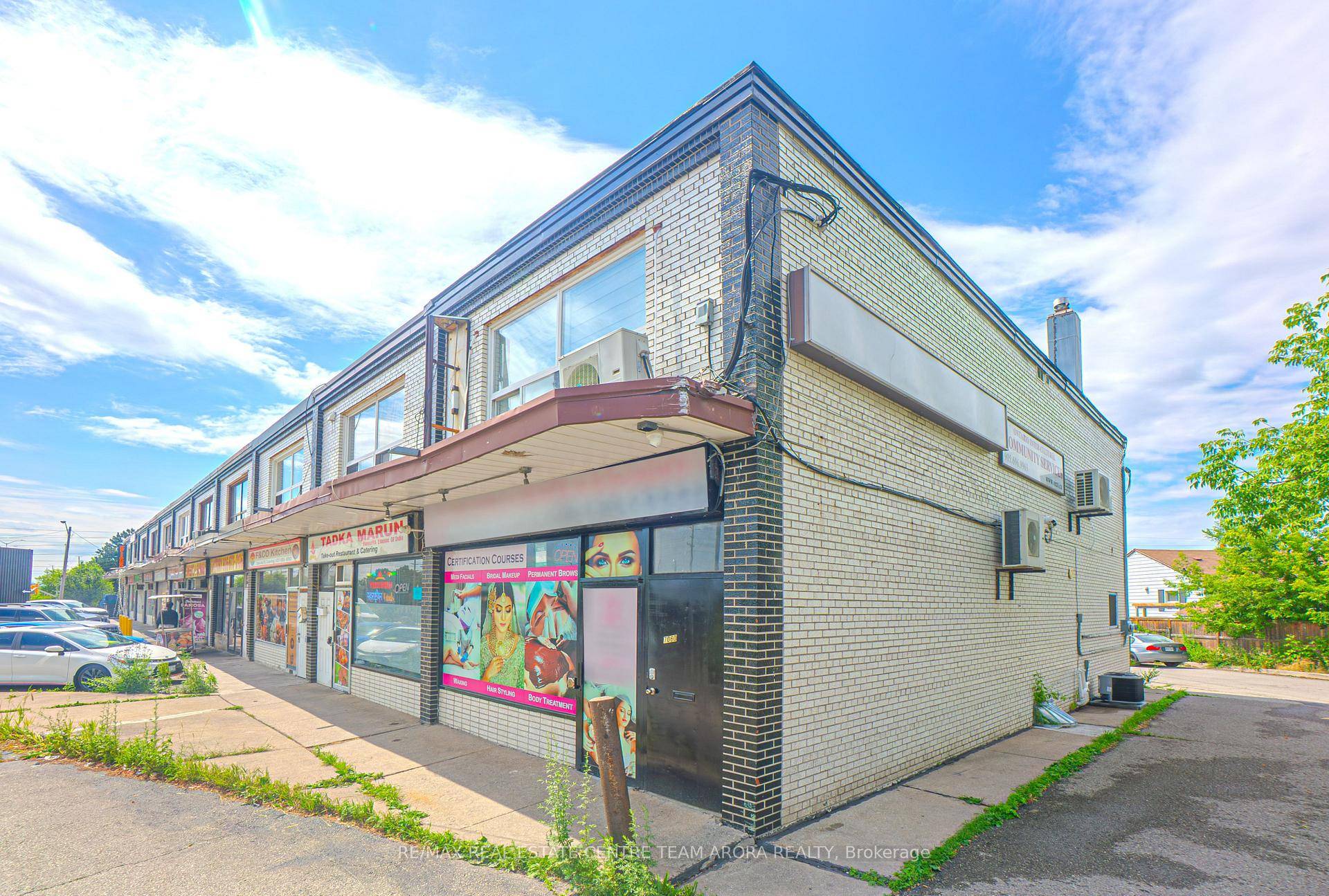 Sale of Live Work Retail store with 3 furnished residential units 2 bedrooms Kitchen, 1 washroom Apartment 1 bedroom kitchen, 1 washroom Apartment on 2nd floor amp ; 1 bedroom ...