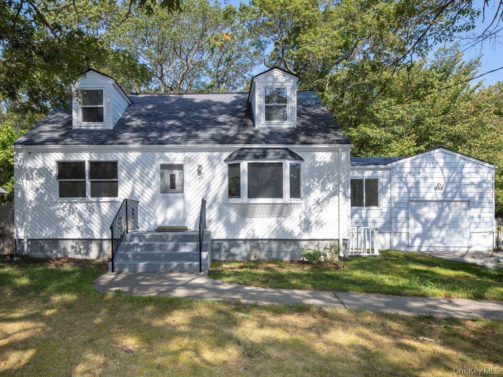 This beautifully updated Cape Cod has 5 bedroom, 4 bath home and offers 2, 599 sq ft of living space on a 0.