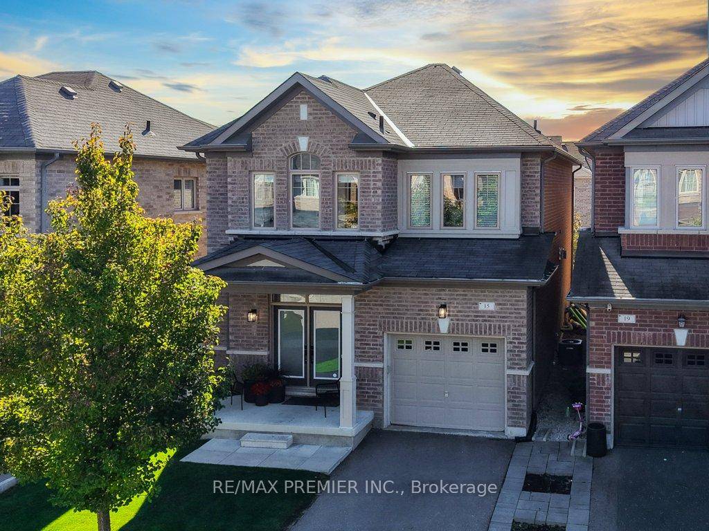 This beautifully upgraded sun filled 3 bedroom, 4 bathroom home approx 1, 800 sqft 2, 700 with finished basement is tucked away on a quiet, low traffic street in prestigious ...