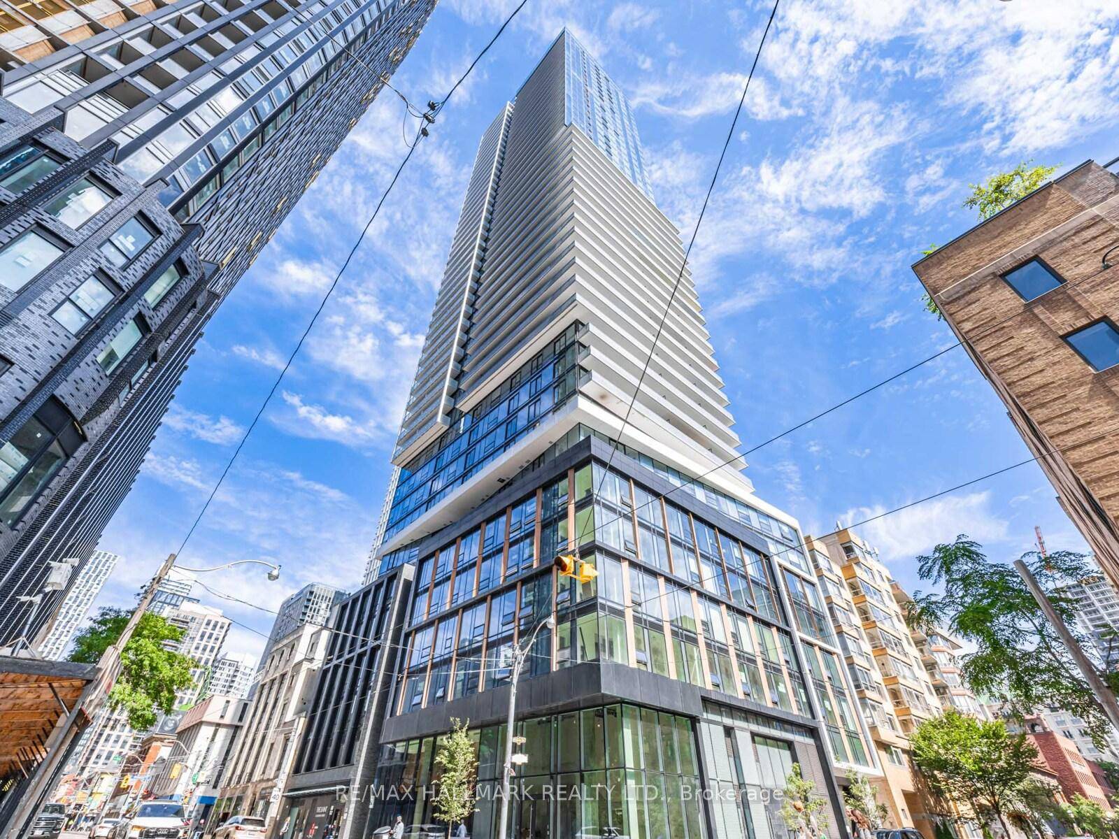Brand new, 2 bedroom, 2 bathroom suite at 89 Church Street with breathtaking, unobstructed east facing views and a stunning 180 degree panorama of the city and lake.