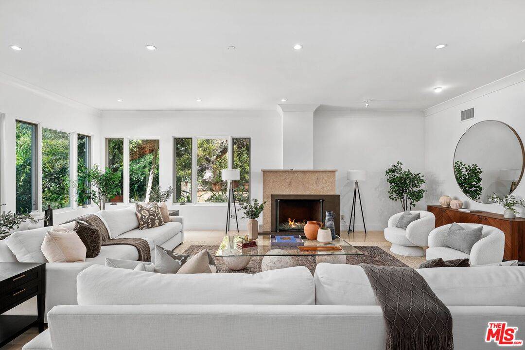 9580   Shirley Ln 4BR Beverly Hills Post Office | B.H.P.O. La