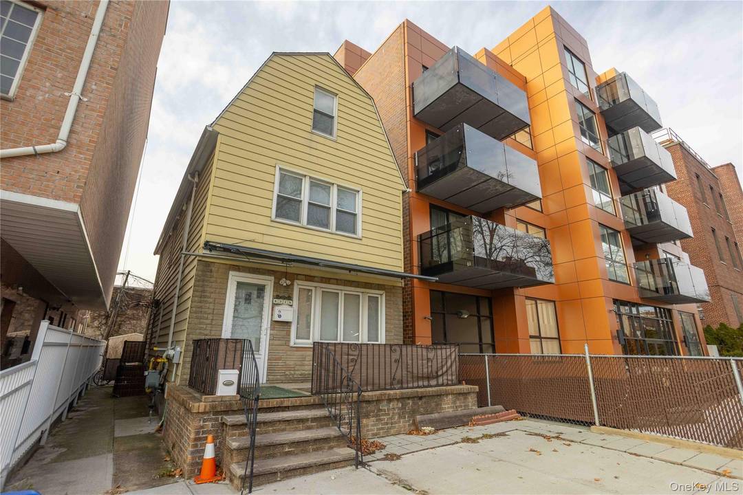 MIXED USE ZONING R6B C1 2 WITH AIR RIGHTS.