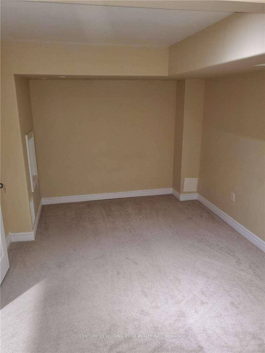 This Lovely One Bedroom Basement Apartment Is Located In An Exceptionally Clean Home With Shared Entrance And Shared Kitchen.