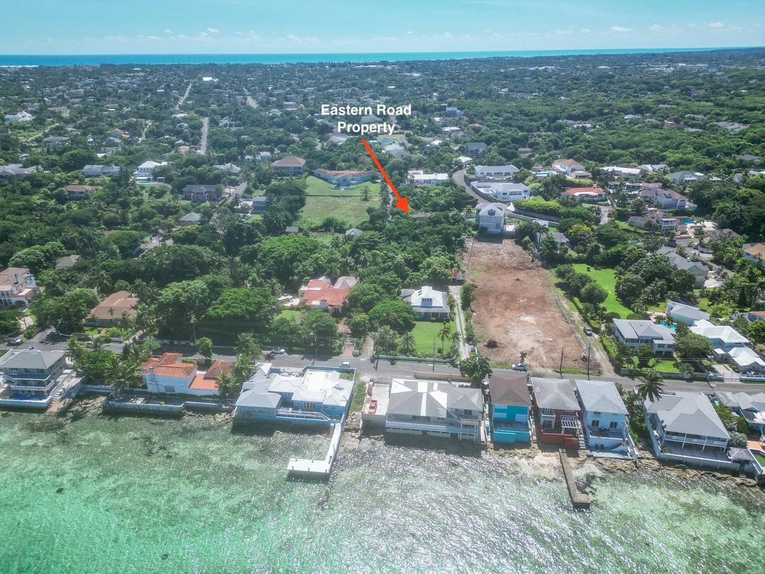 EASTERN ROAD Land New-Providence