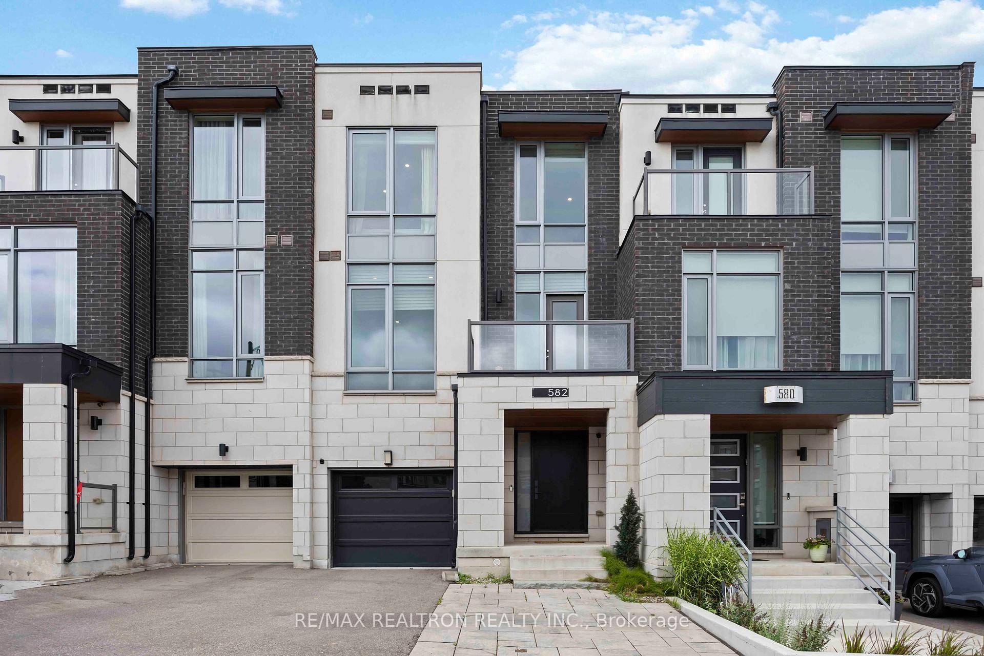 Stunning Designer Furnished Executive Townhome Backing Onto Ravine !
