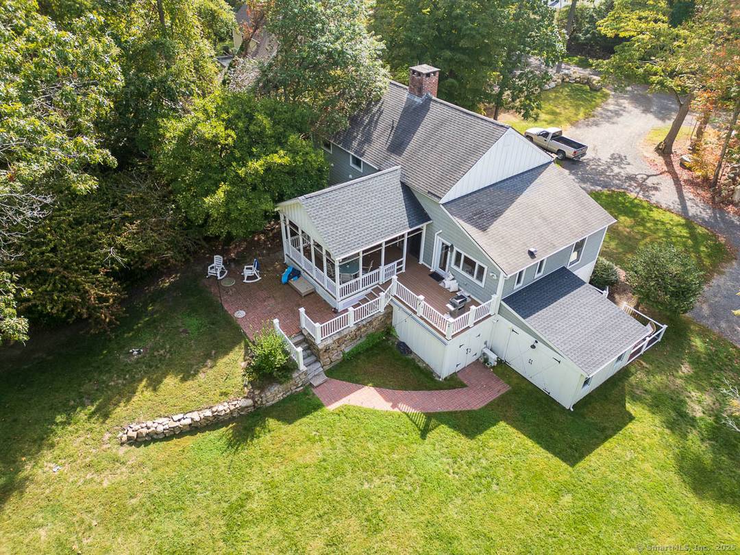 Mystic downtown neighborhood treasure at the corner of Pequot Avenue and Clift Street is a perfect mix of quiet enjoyment and privacy in a shoreline community full of nautical adventures.