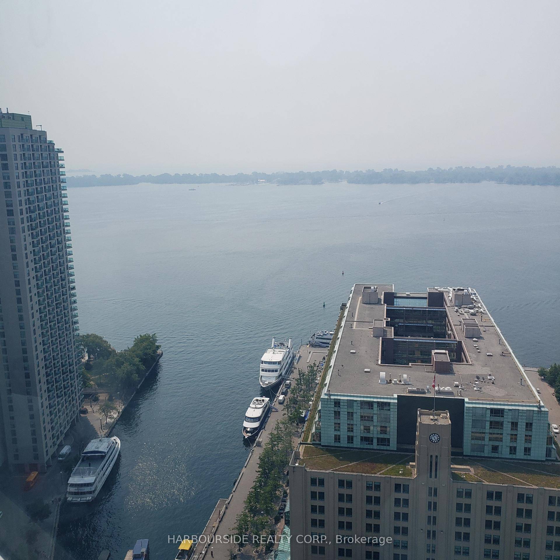 692 Sq. Ft. Balcony ! High Floor With Unobstructed Lake Views !