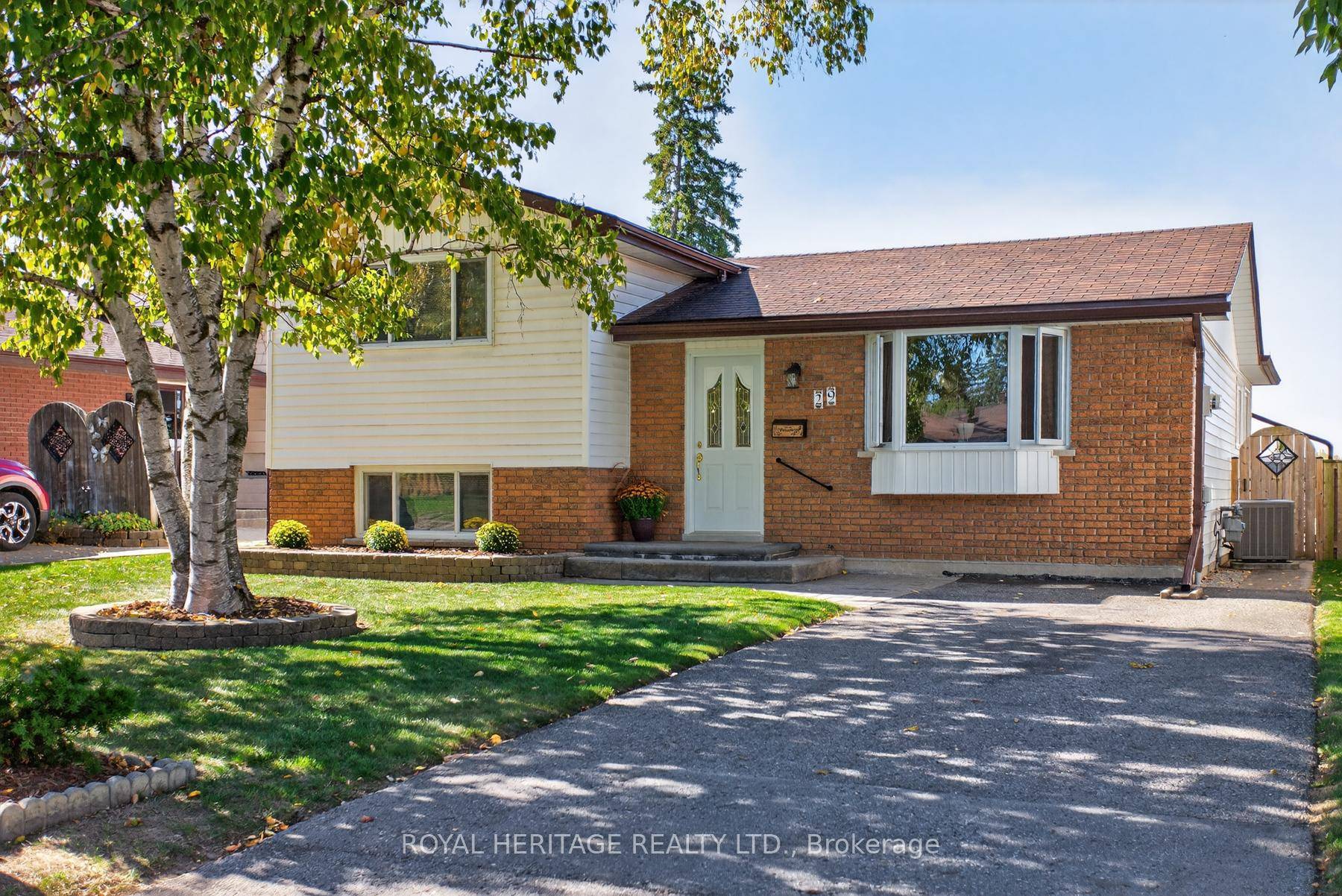 Welcome to this lovely home nestled in a peaceful, mature neighborhood, a highly sought after community in Peterborough's east end, amp ; experience the best of what this amazing area ...